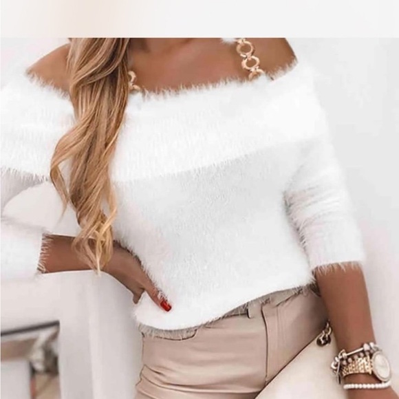 chic Sweaters - ChicMeOff-Shoulder White Sweater szS Chain Detail Fuzzy  Cropped Coquette